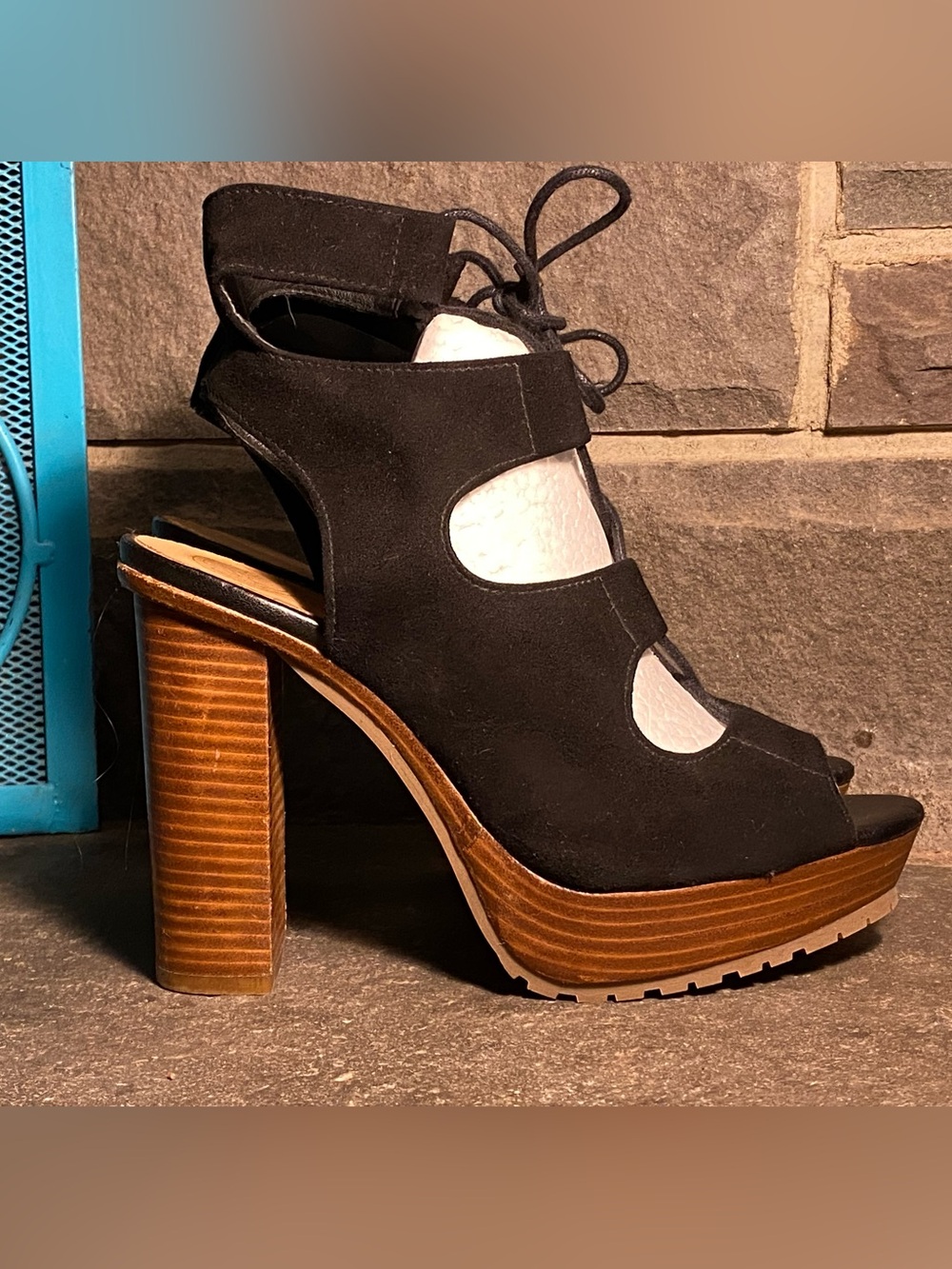 NWOT Kurt Geiger black suede lace up gladiator sandals,wood stack heel/platform
